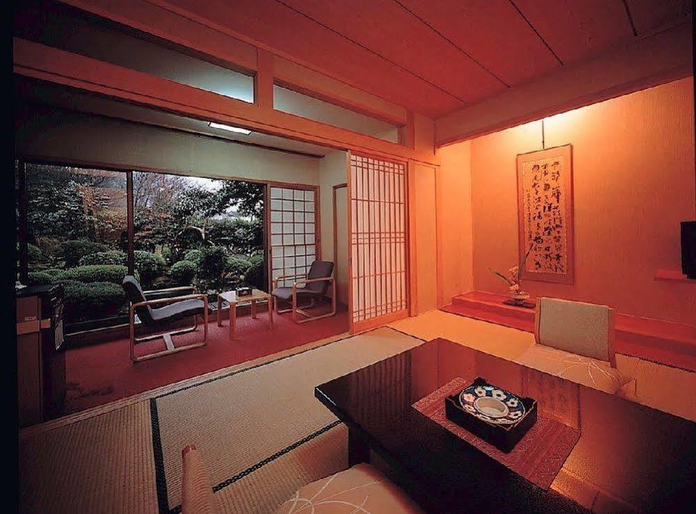 Yuyado Unzen Shinyu Hotell Eksteriør bilde